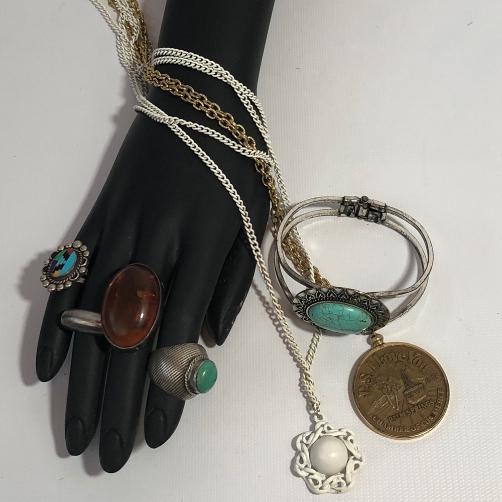 New vintage jewelry listings come soon!